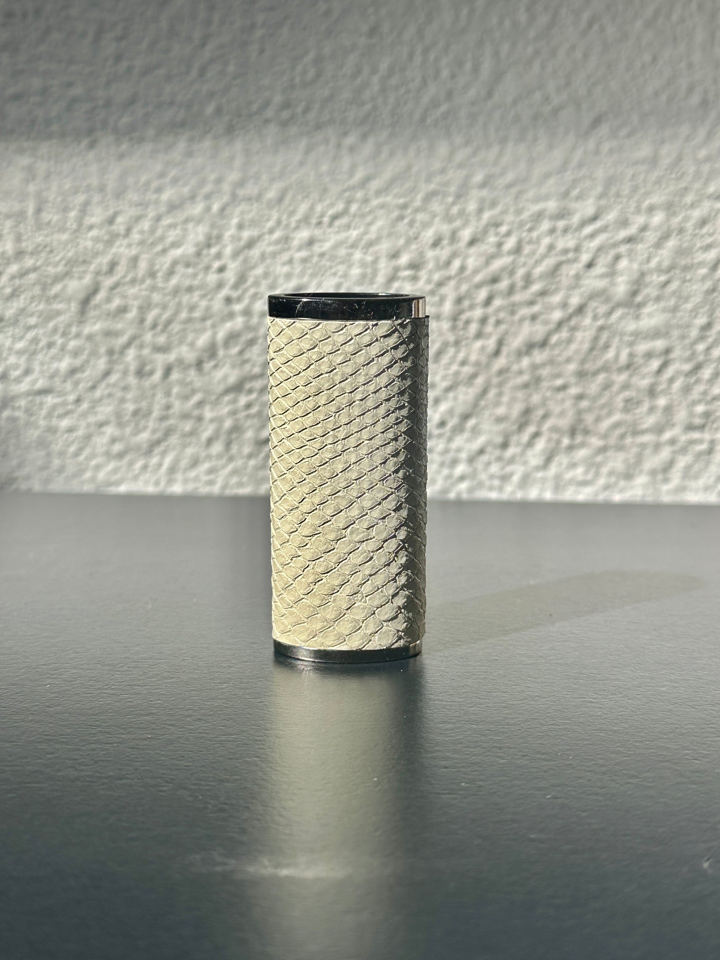Lighter Case in Ivory Cobra Leather