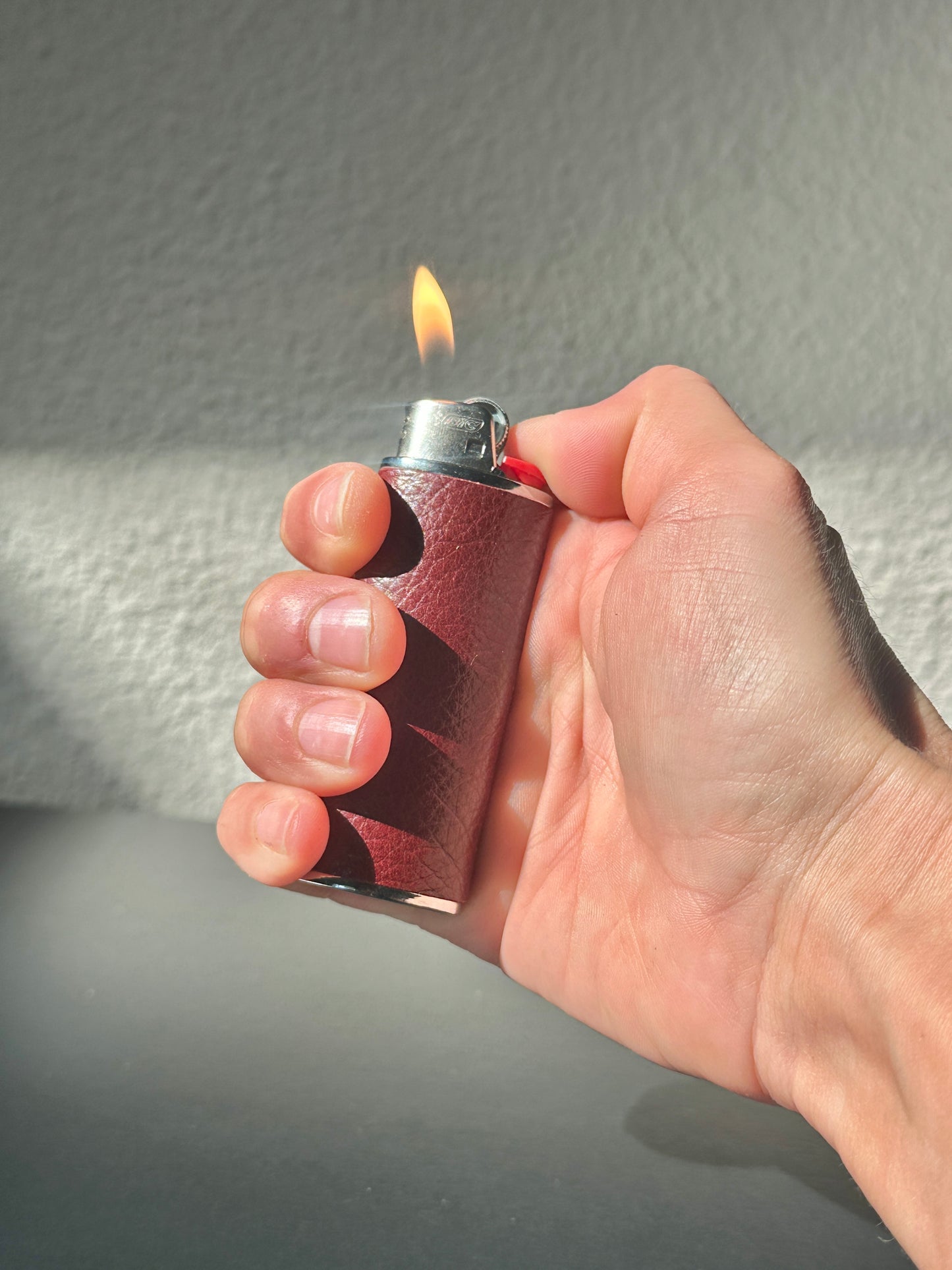 Lighter Case in Maroon Leather