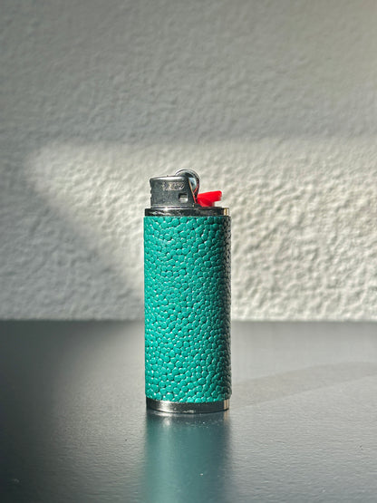 Lighter Case in Turquoise Stingray