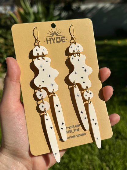 Kelsi in Bone Twinkle
