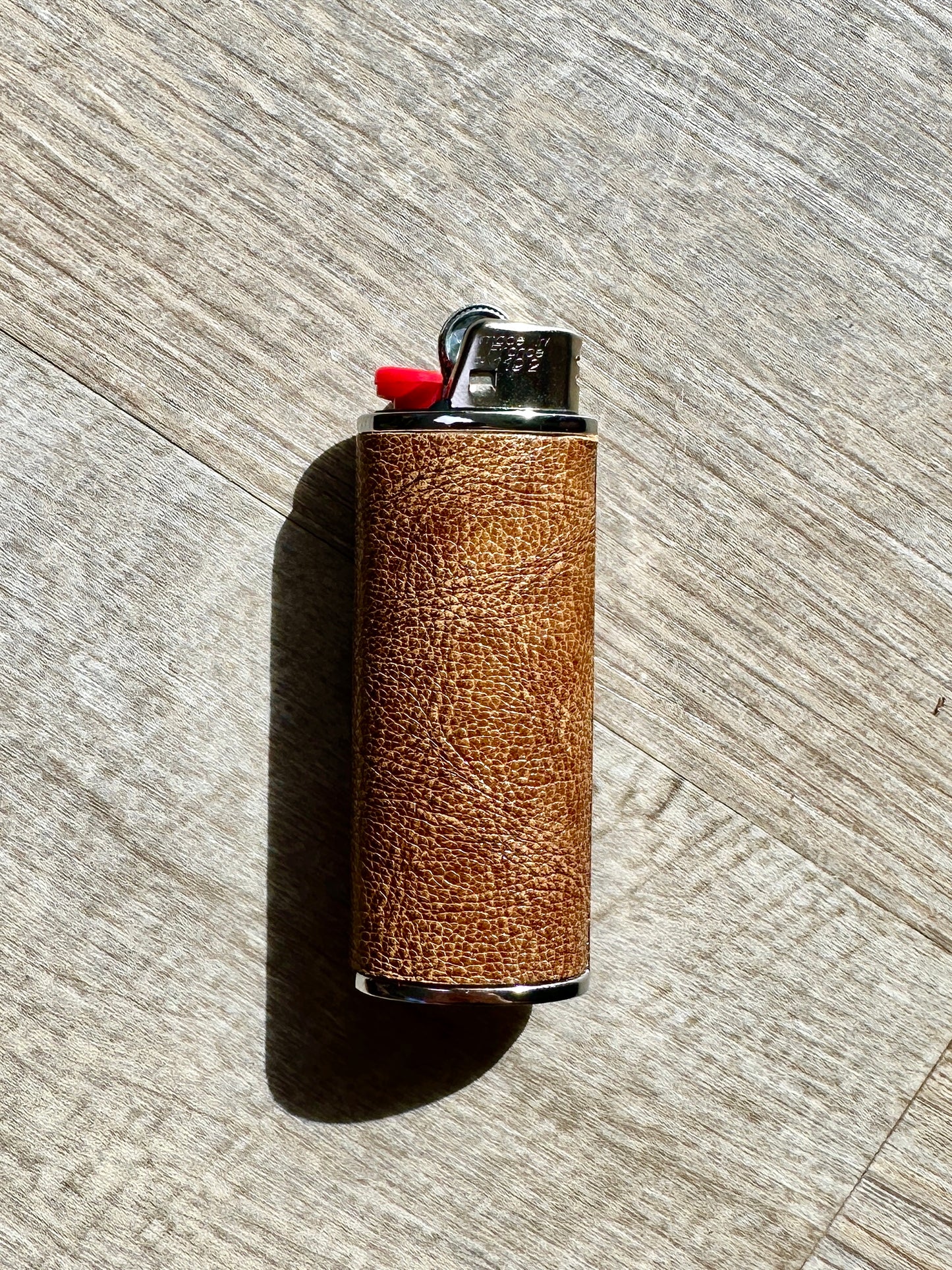 Lighter Case in Worn Leather